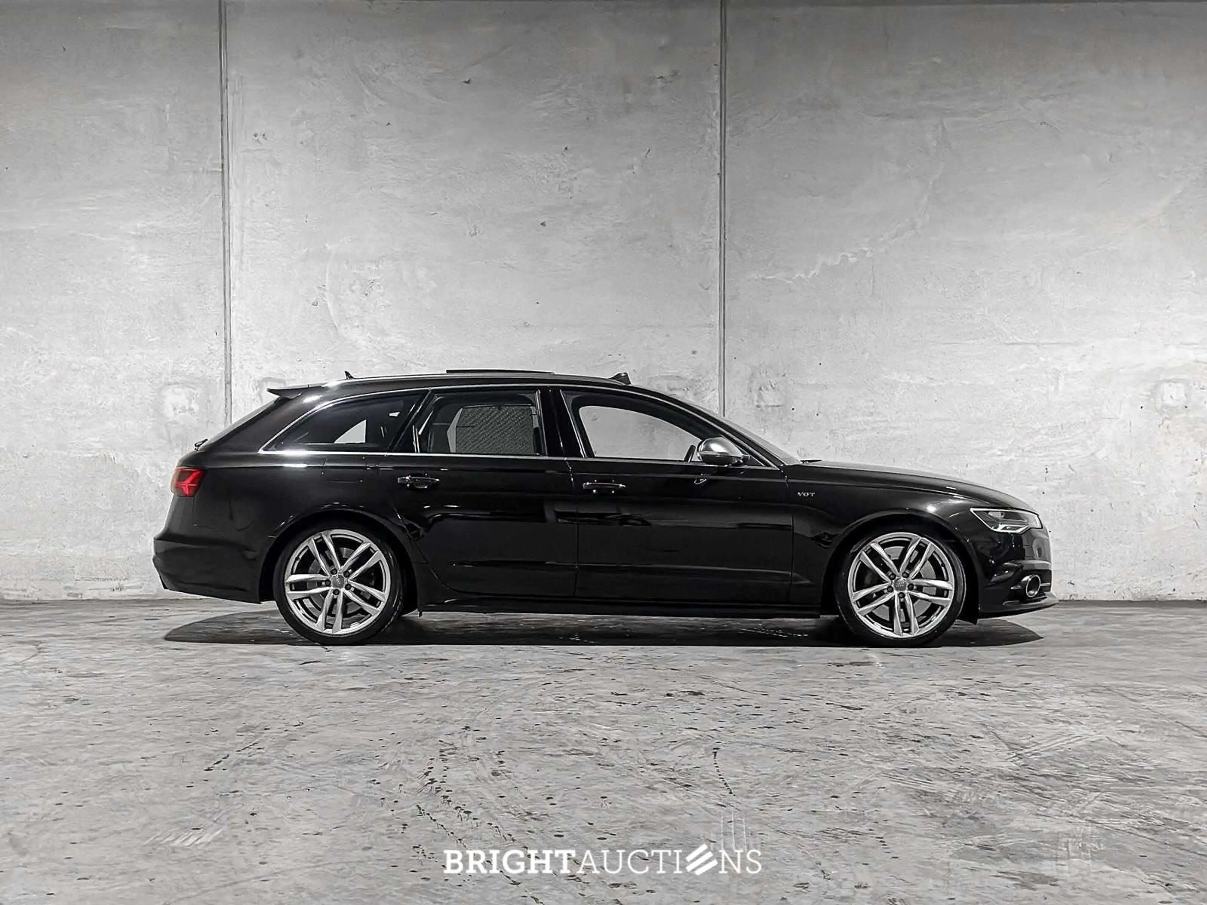 Audi S6 Avant 4.0 TFSI V8 Pro Line+ — photo 11