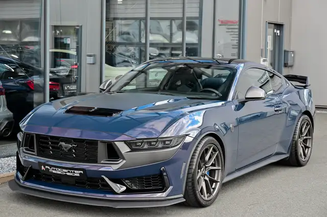 Ford Mustang view 2
