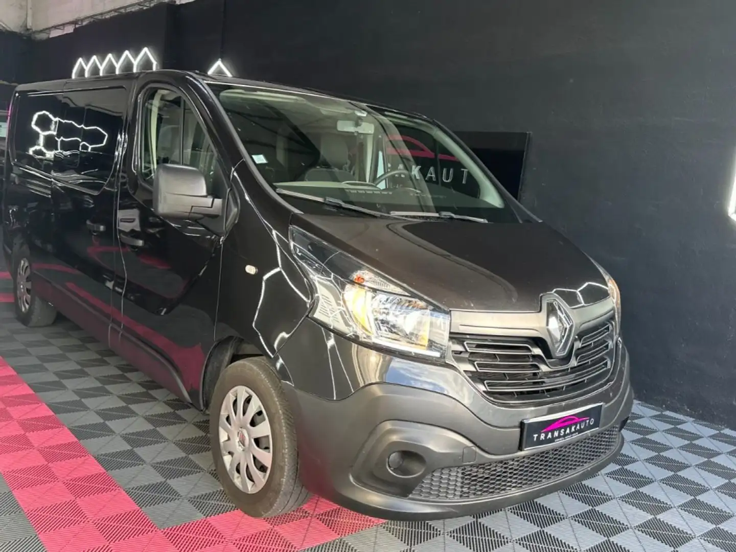 Renault Trafic CABINE APPROFONDIE GRAND CONFORT L2H1 1.6L DCI 120 ch ~ Caméra de recul ~ Bluetooth Noir - 1