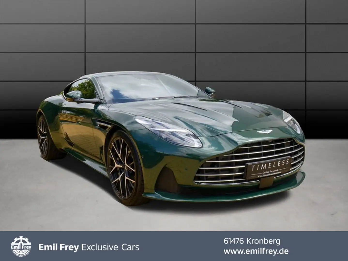Aston Martin DB12 Coupe Grün - 1