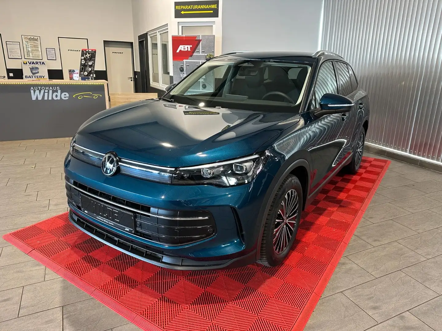 Volkswagen Tiguan 2.0 TDI Navi LED ACC AHK IQ Kamera Bleu - 1