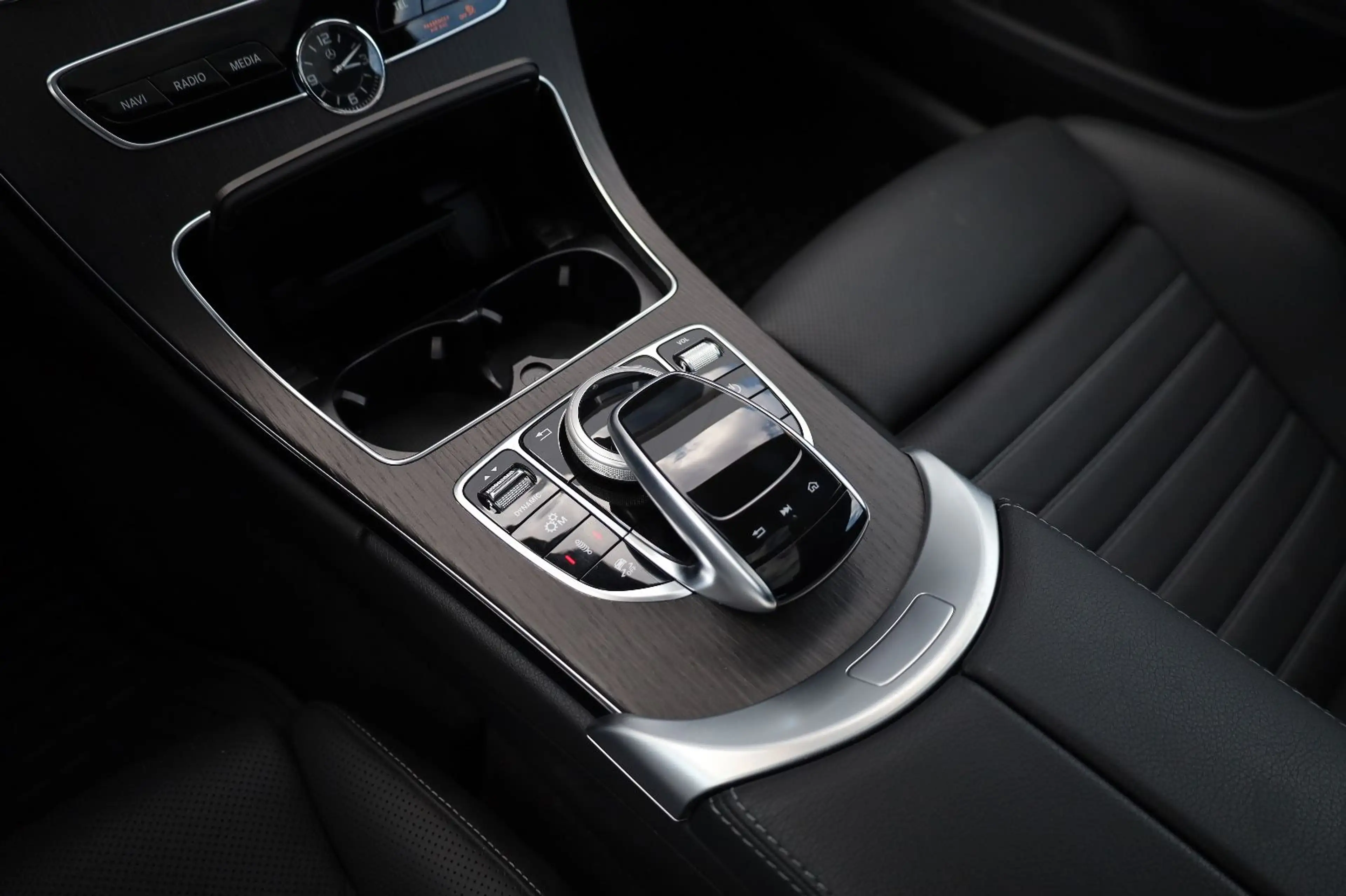 Mercedes-Benz C 43 AMG C43 AMG/HUD/SPUR/ACC/SHZ/SBL/BURMESTER/PDC/R18 — photo 14