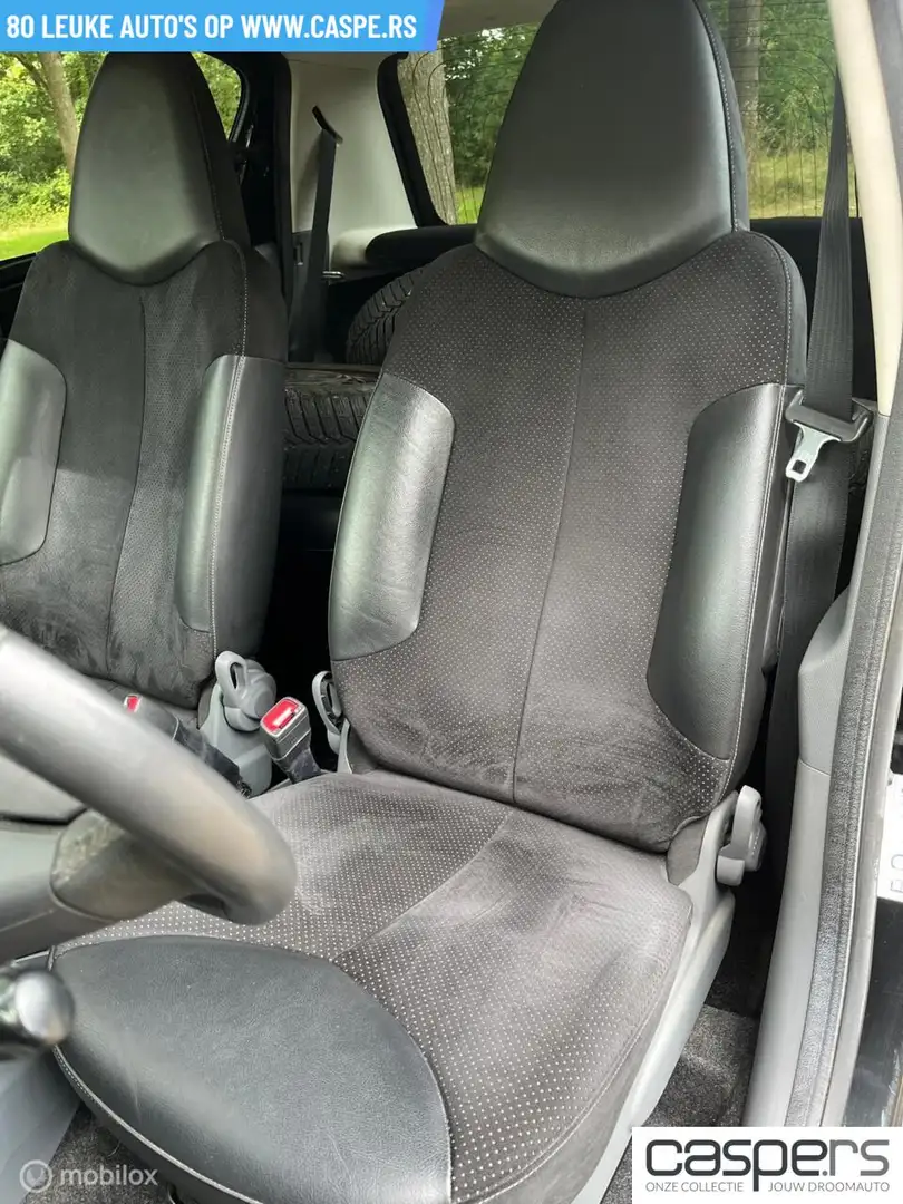 Peugeot 107 1.0-12V Black & Silver - AIRCO - 5D - APK 09/26 Zwart - 2