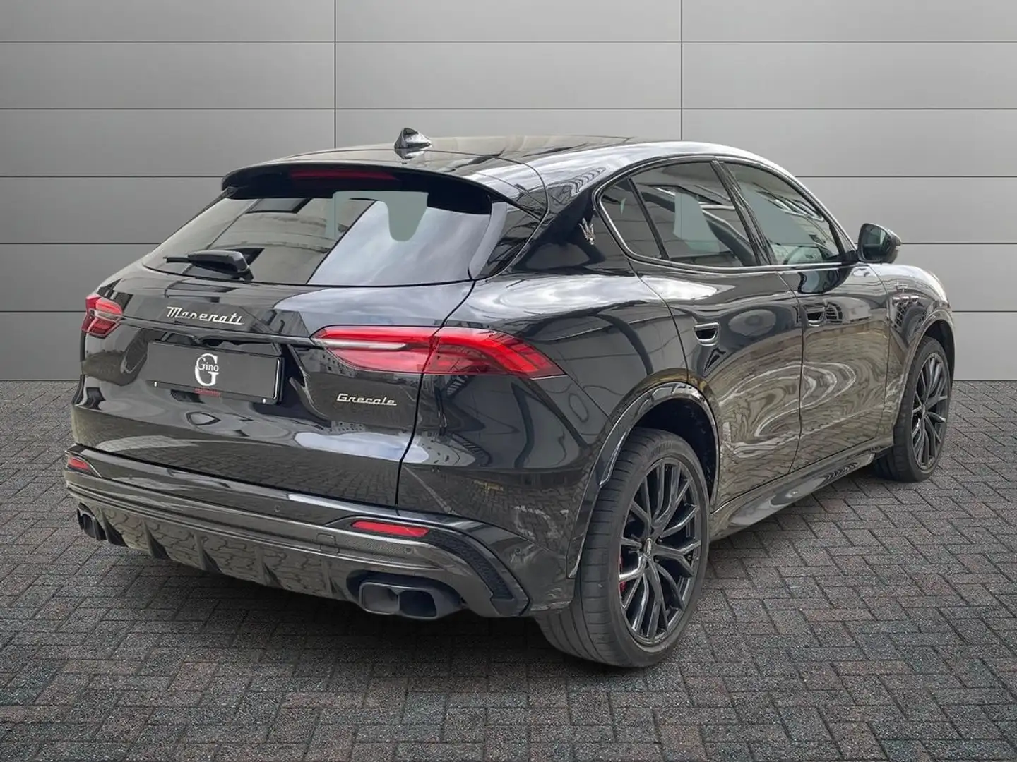 Maserati Grecale 3.0 V6 Trofeo 530cv auto Schwarz - 2