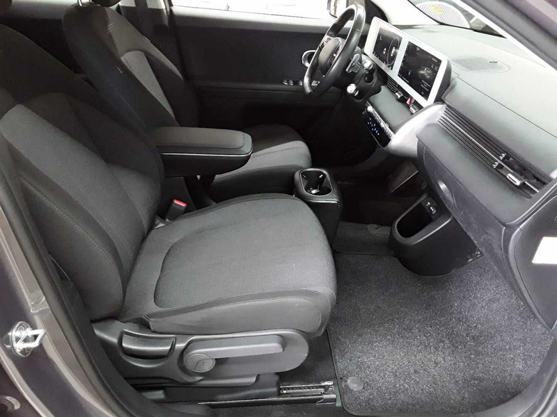 Hyundai IONIQ 5 72,6 kWh SoH 98% — photo 8