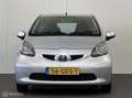 Toyota Aygo 1.0-12V + AUTOMAAT [ NAP 1e eigenaar airco ] Grijs - thumbnail 4