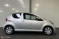 Toyota Aygo 1.0-12V + AUTOMAAT [ NAP 1e eigenaar airco ] Grijs - thumbnail 5