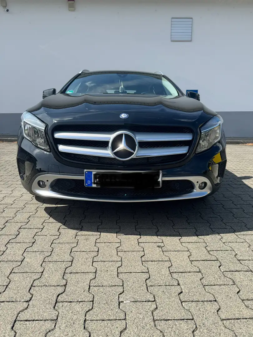 Mercedes-Benz GLA 220 GLA 220 CDI / d 4Matic (156.905) Noir - 2