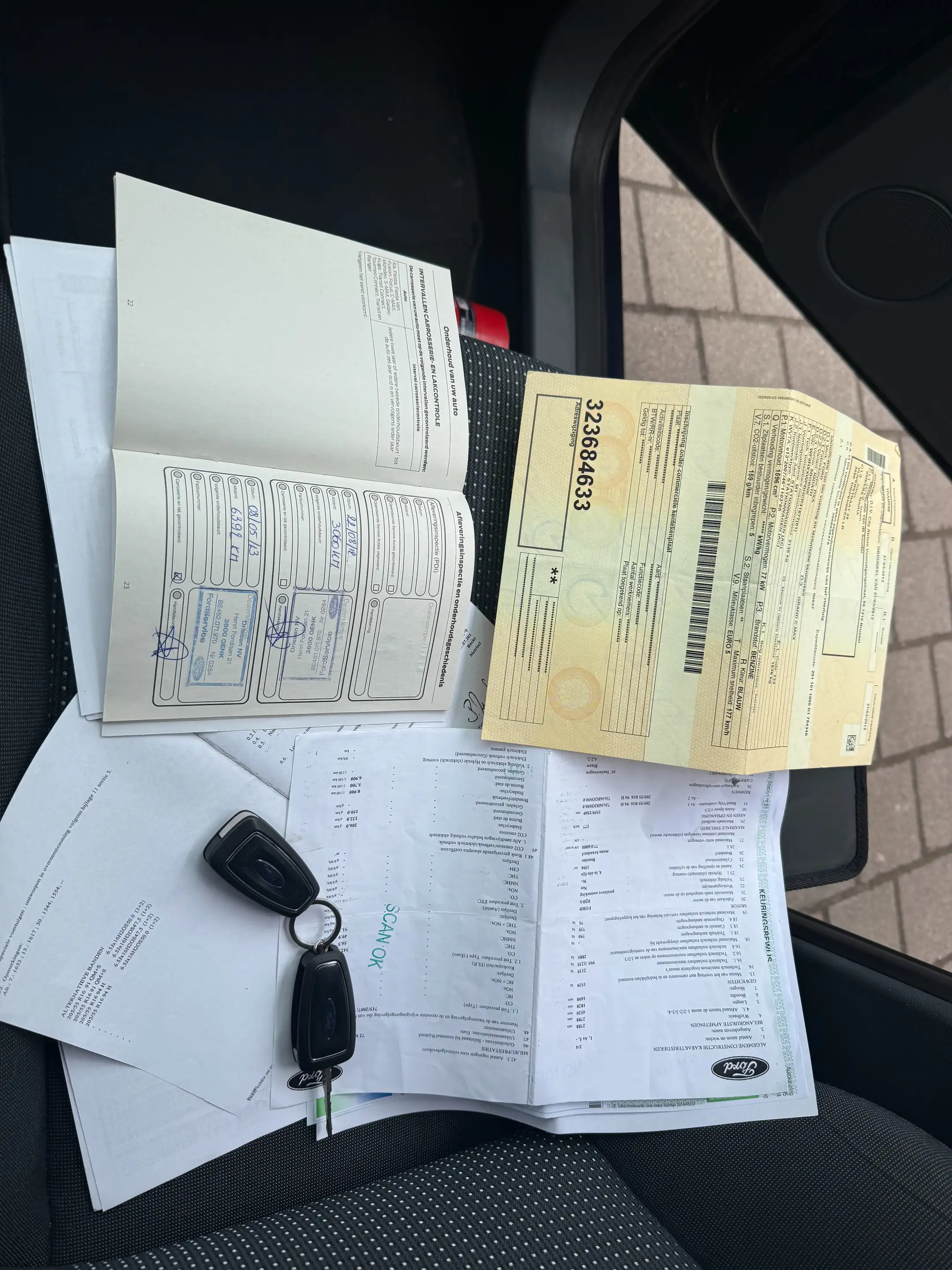 Ford Grand C-Max Grand C-Max 1.6 Essence 1er Proprio Carnet Ford Ga — photo 11