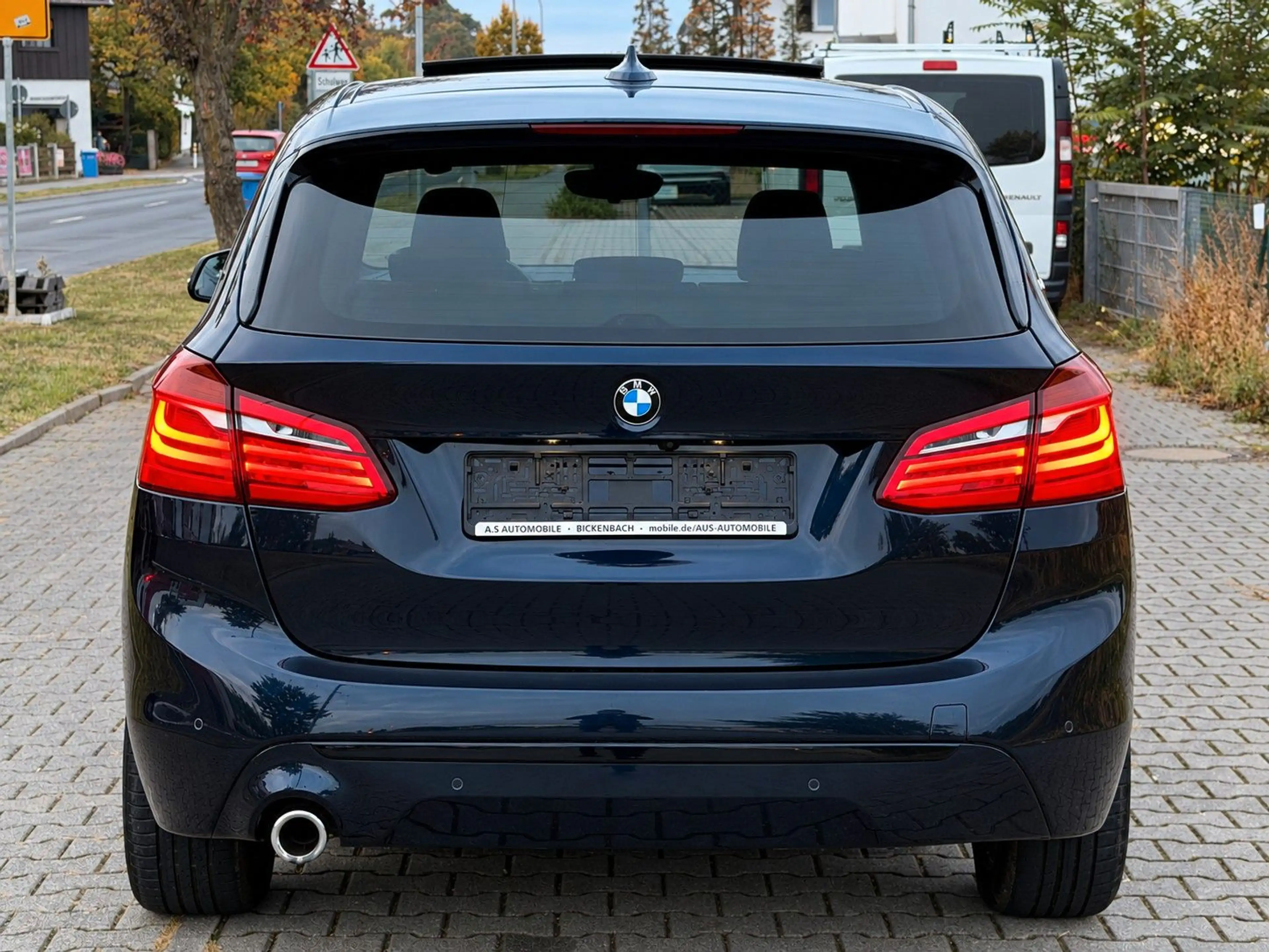 BMW 225 225xe Active Tourer M-Sport *ABSOLUT VOLL* — photo 6