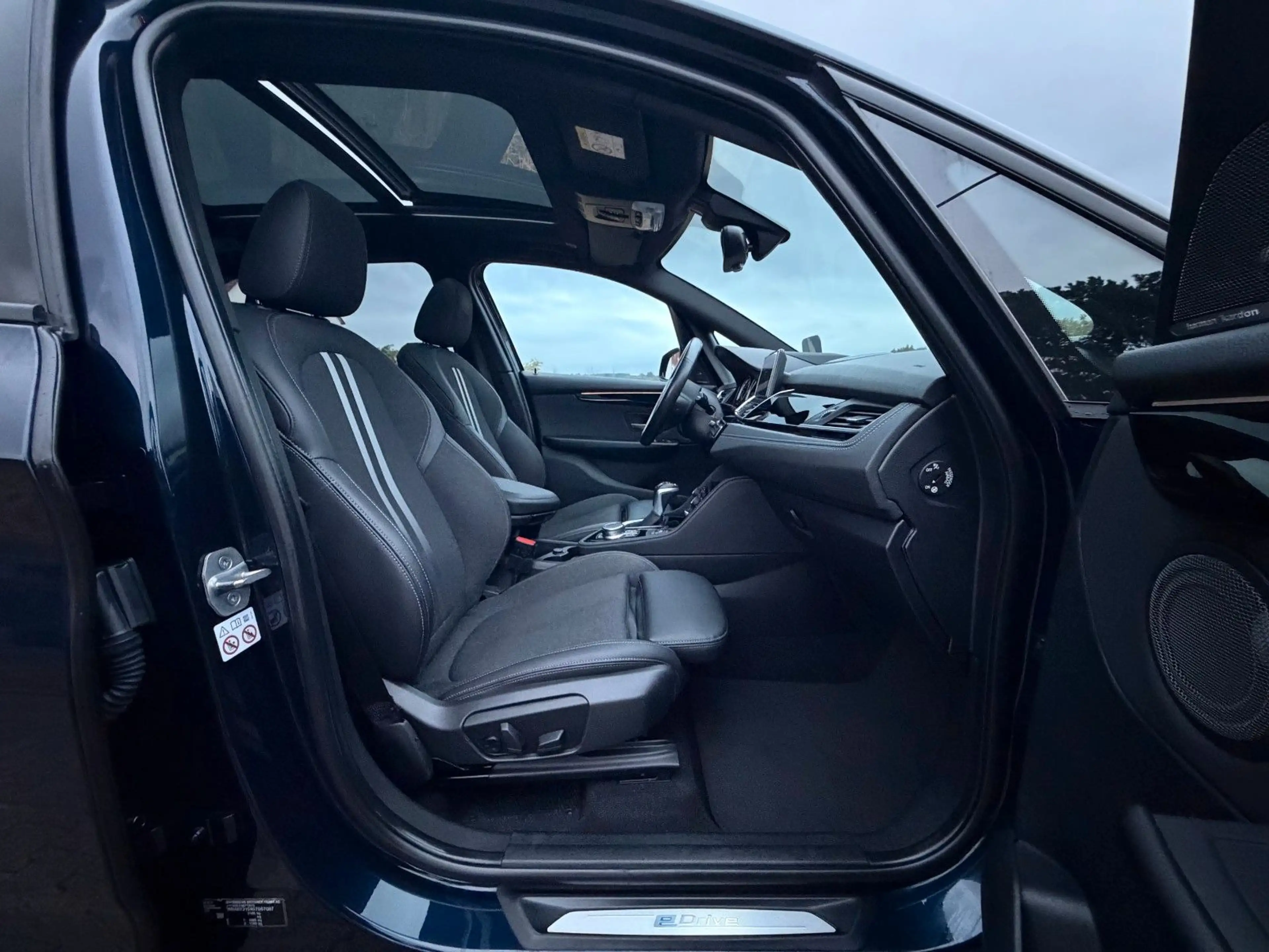 BMW 225 225xe Active Tourer M-Sport *ABSOLUT VOLL* — photo 13