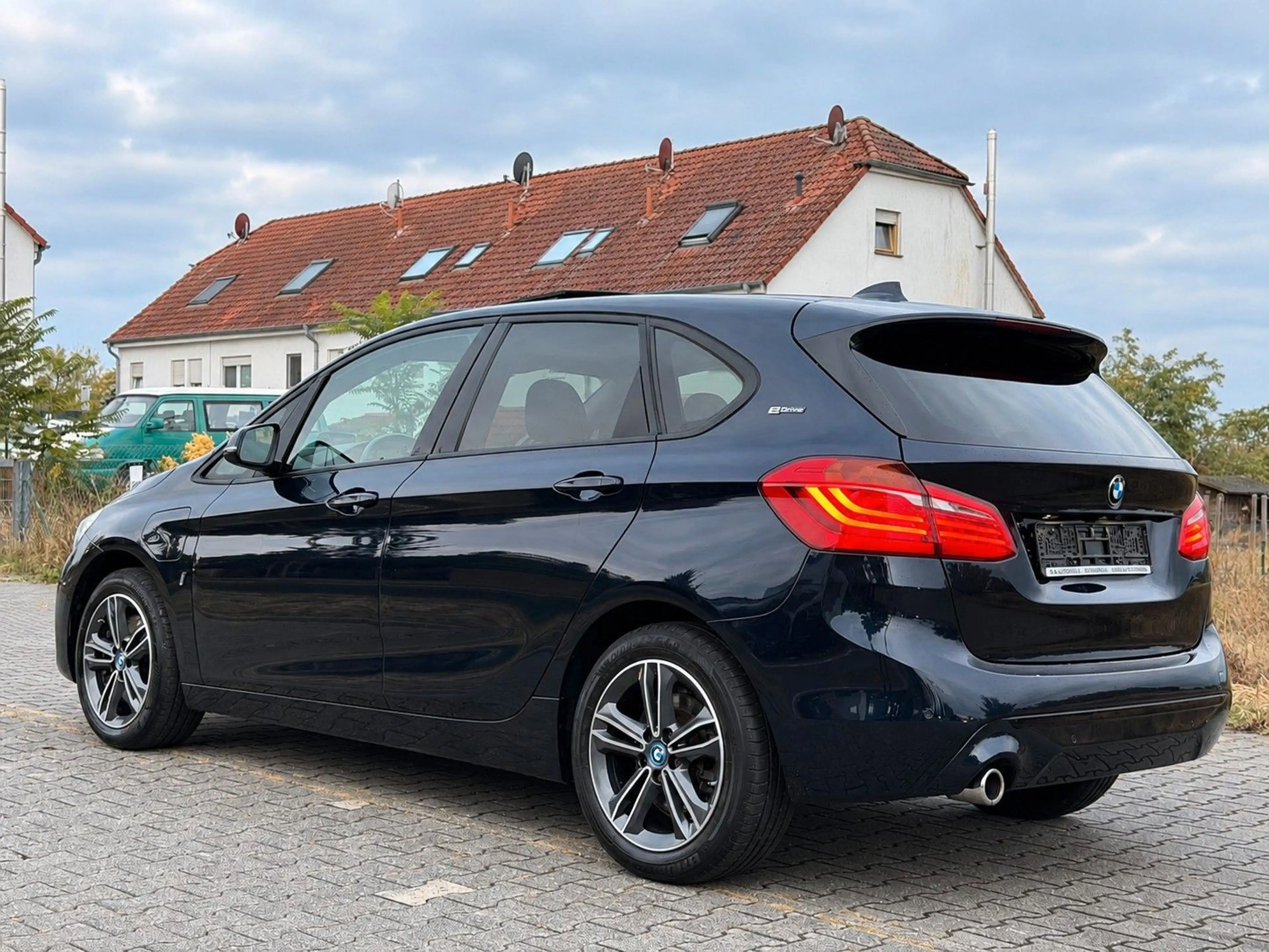 BMW 225 225xe Active Tourer M-Sport *ABSOLUT VOLL* — photo 3