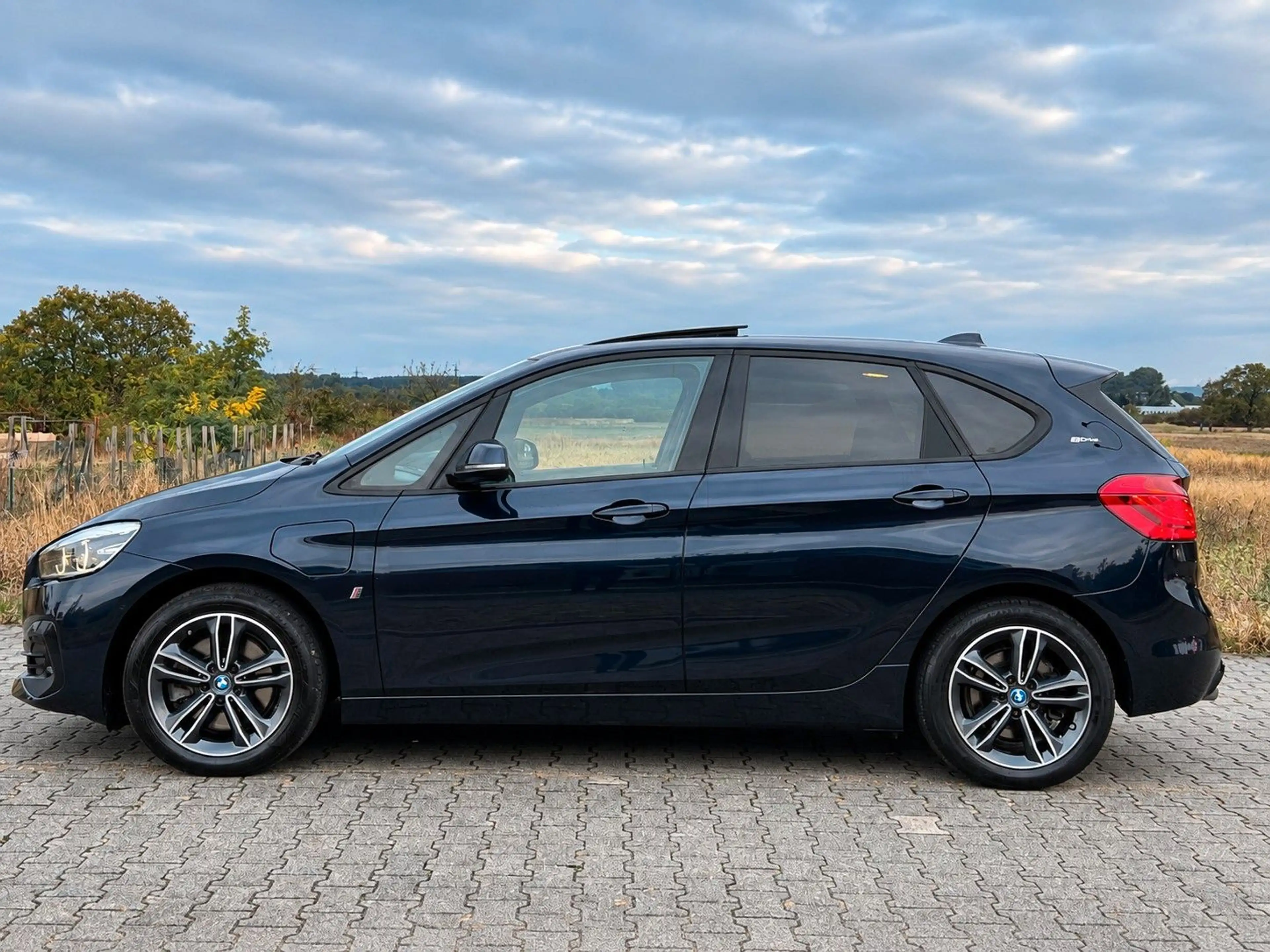 BMW 225 225xe Active Tourer M-Sport *ABSOLUT VOLL* — photo 7