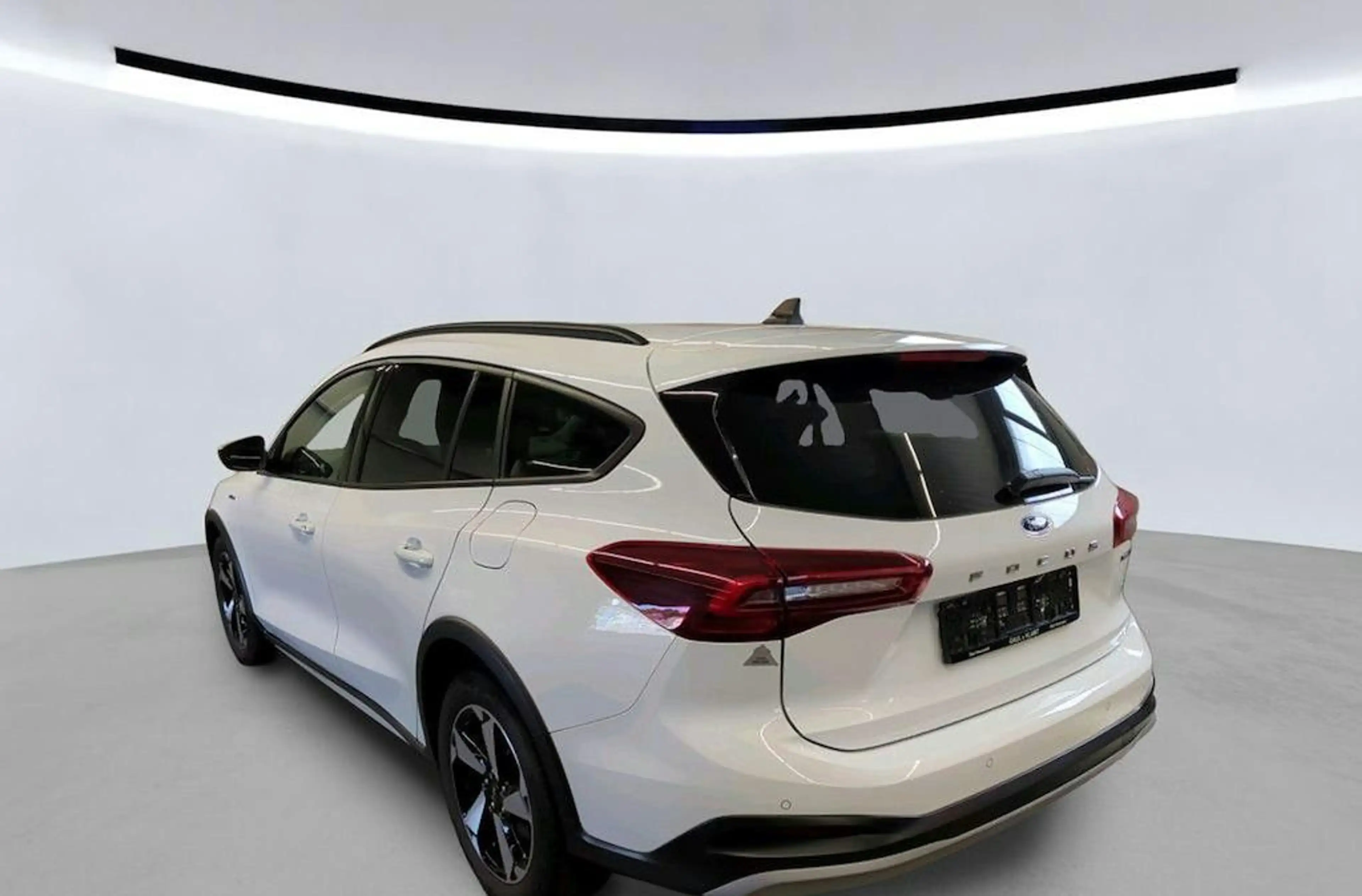 Ford Focus Turnier Active — photo 2