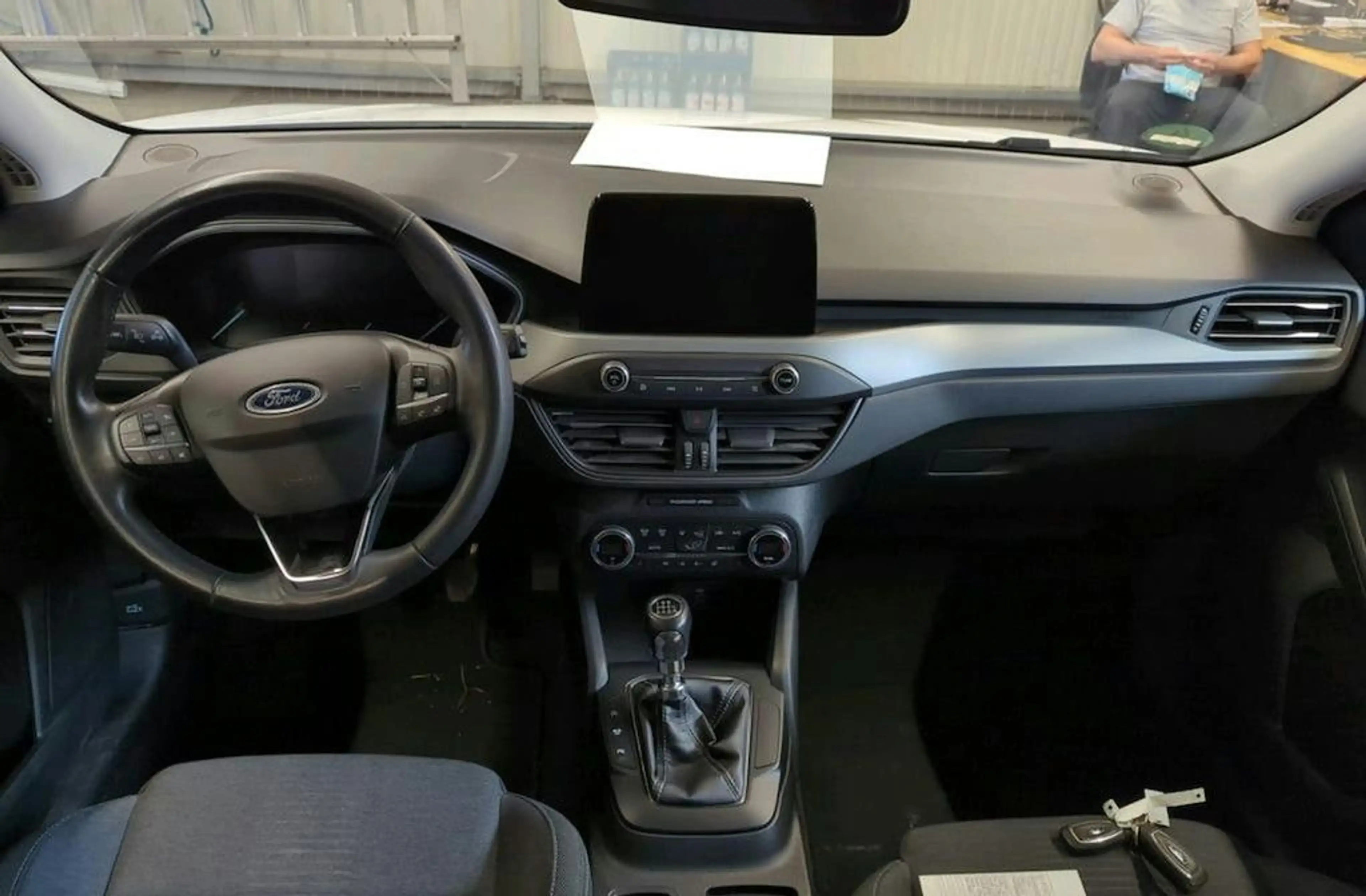 Ford Focus Turnier Active — photo 8
