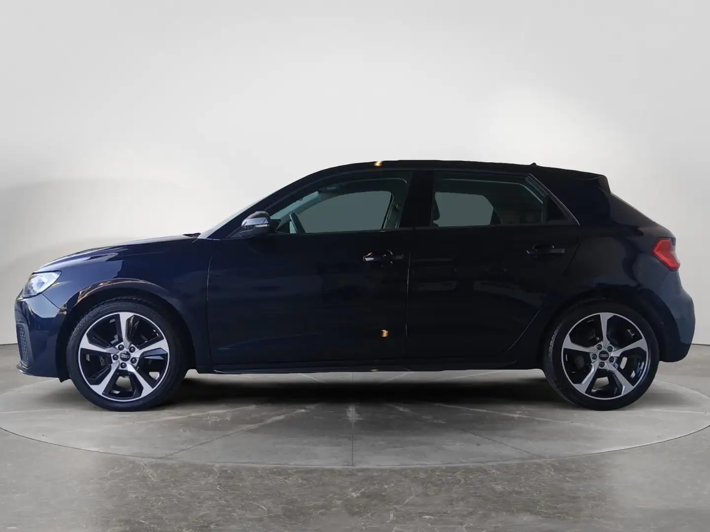 Audi A1 25 TFSI intense Blau - 2