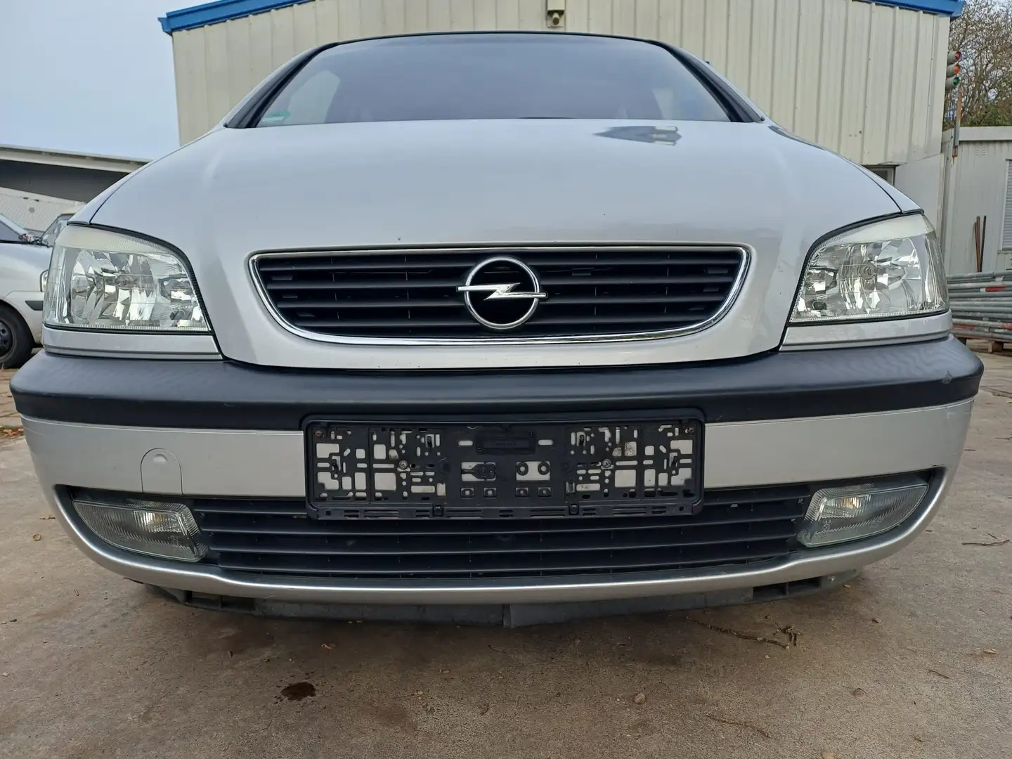 Opel Zafira Zafira 1.8 Selection, Automatik, Klima, Schiebeda. Silber - 1