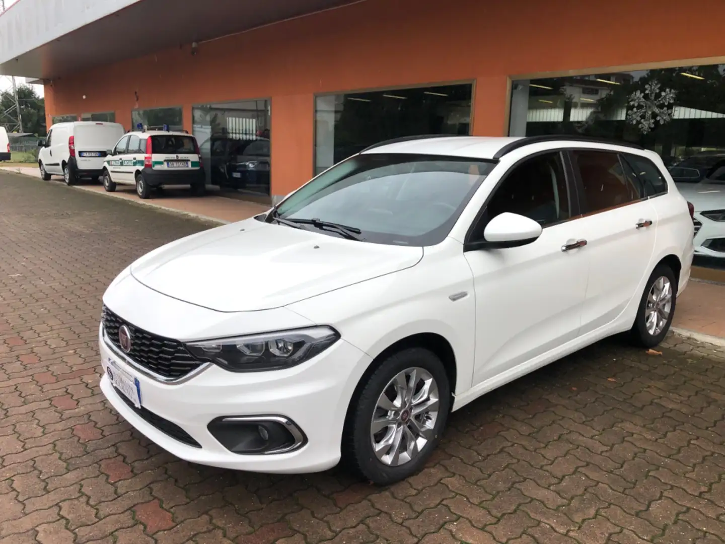Fiat Tipo 1.6 Mjt S&S DCT SW Business Navy Bianco - 1