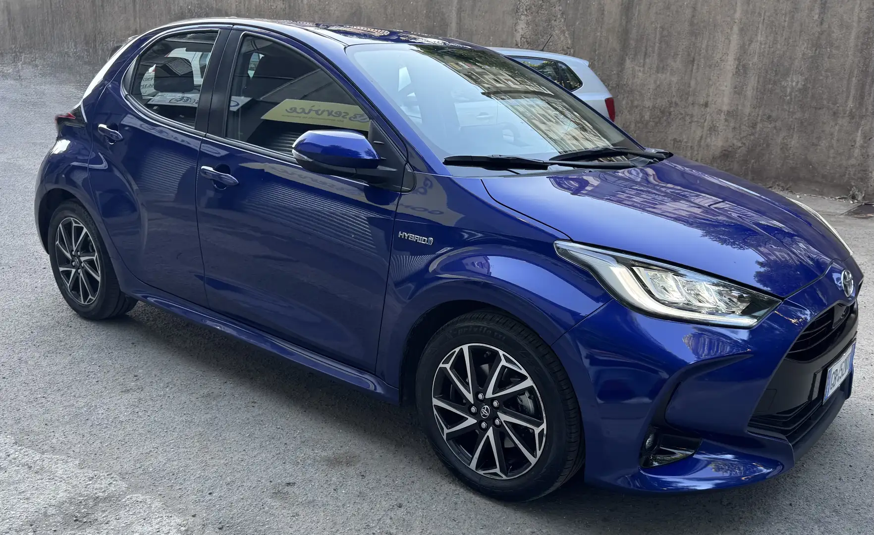 Toyota Yaris 5p 1.5h Trend Blue Edition my18 - 1