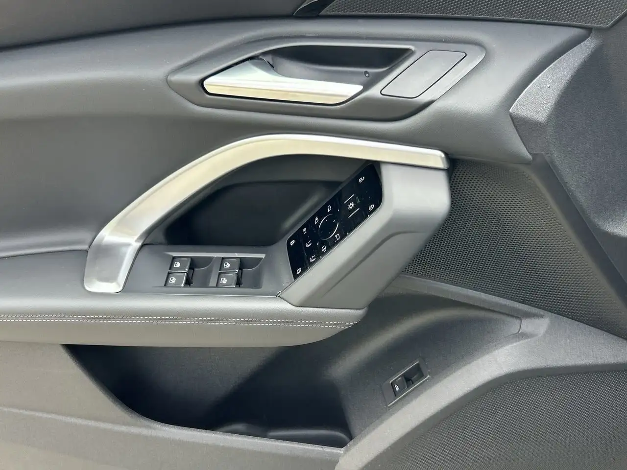 Audi Q5 снимка Audi Q5
