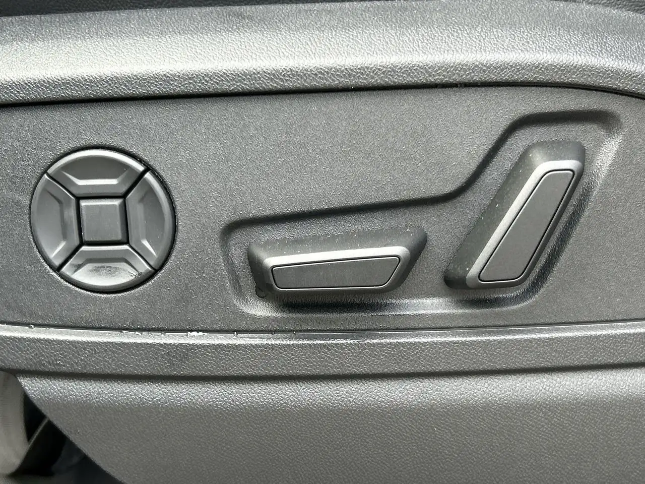 Audi Q5 снимка Audi Q5