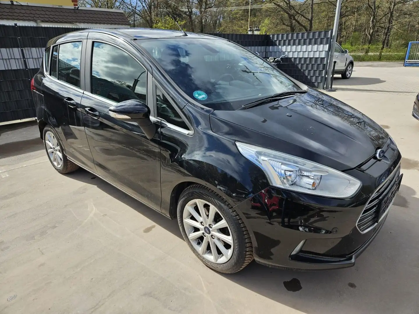 Ford B-Max B-MAX Titanium Motorgeräusch Zwart - 1