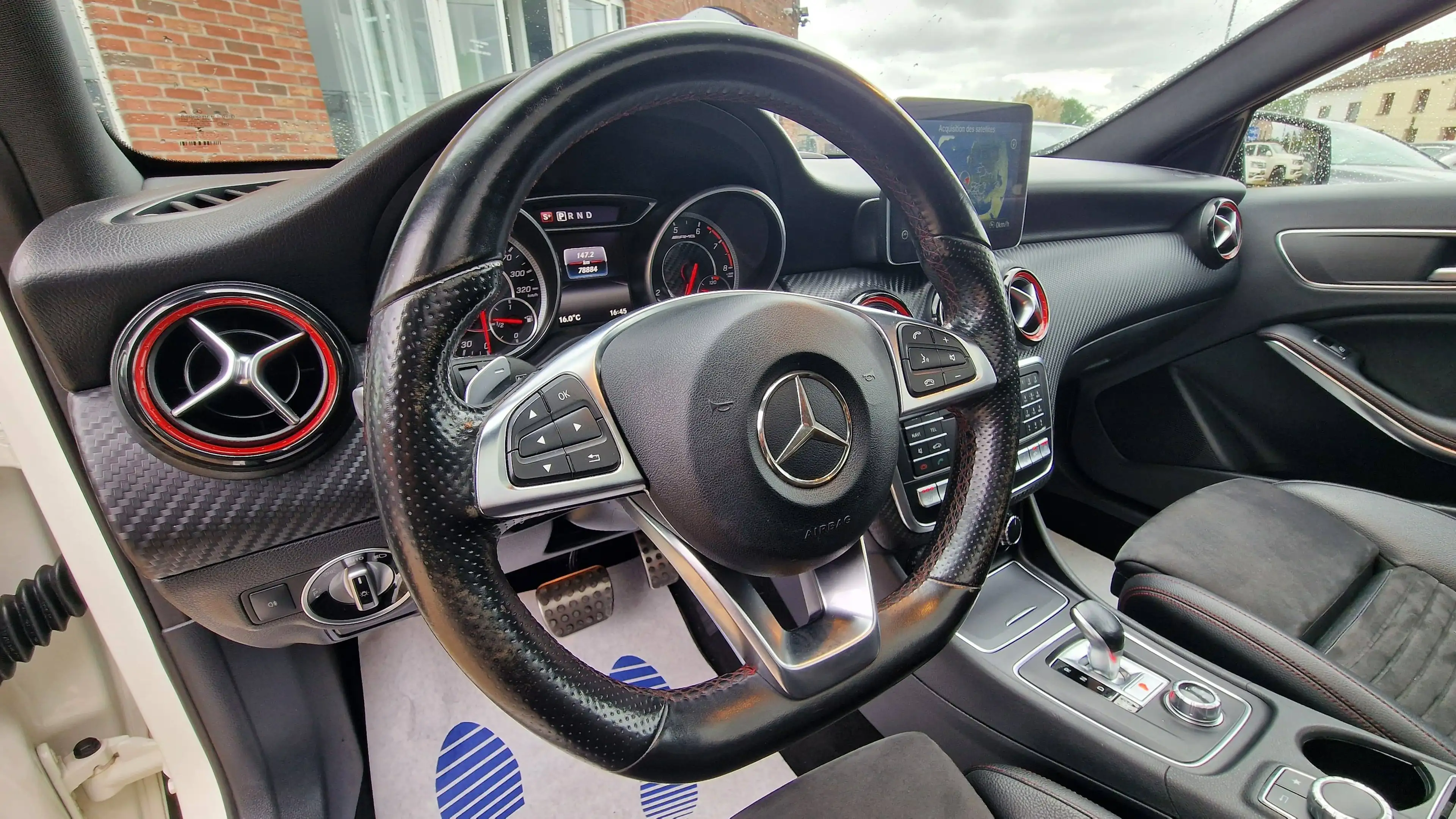 Mercedes-Benz A 45 AMG TURBO 4-Matic KIT AERO / AUTO / PANO / VENTE MARCHAND - EXPORT — photo 8