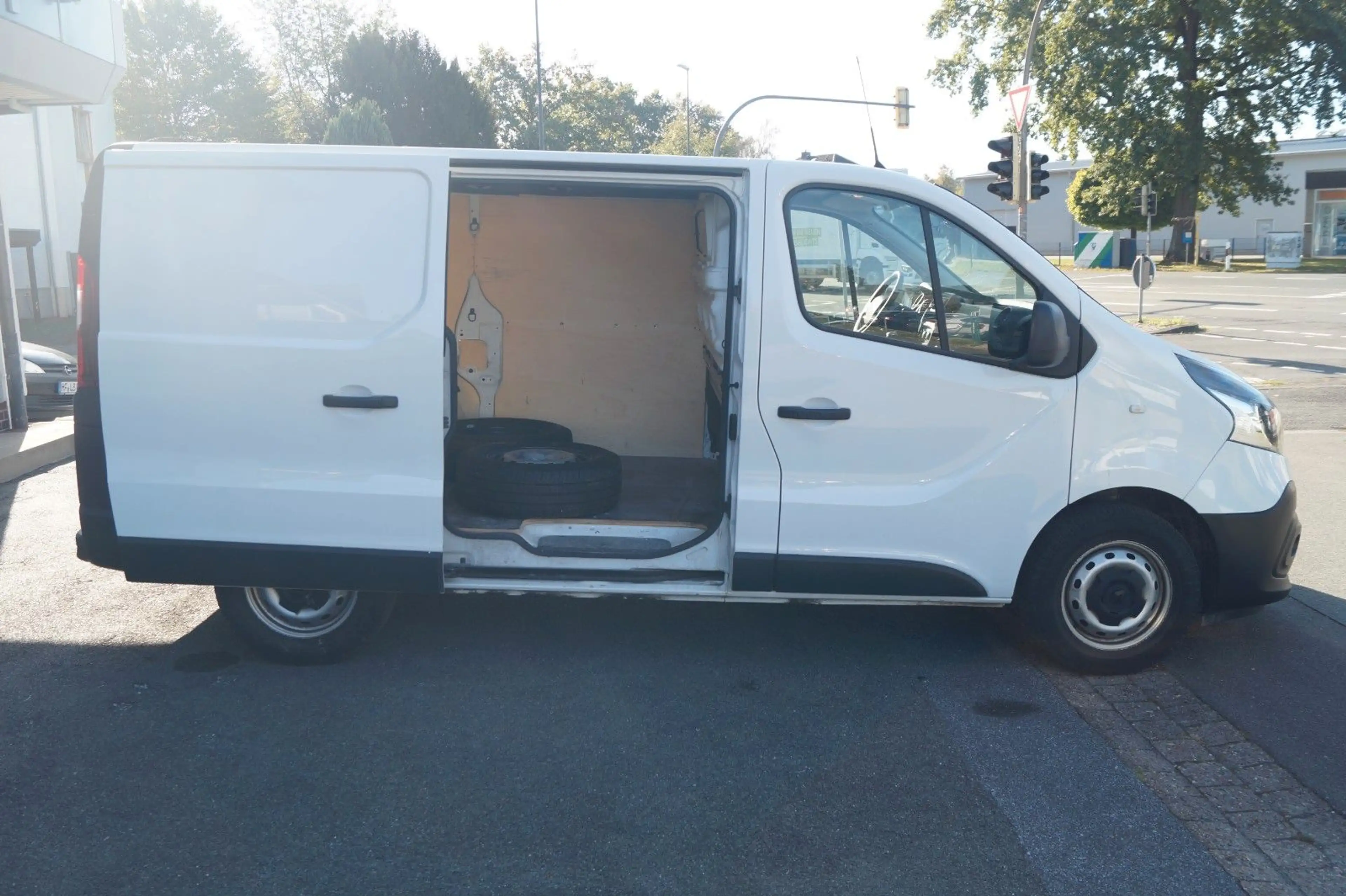 Renault Trafic Kasten L1H1*Klima*3-Sitzer*Tempomat*PDC* — photo 6