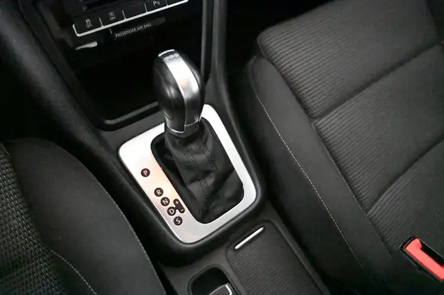 Volkswagen Sharan view 23