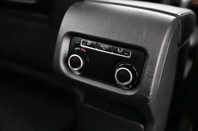 Volkswagen Sharan view 30