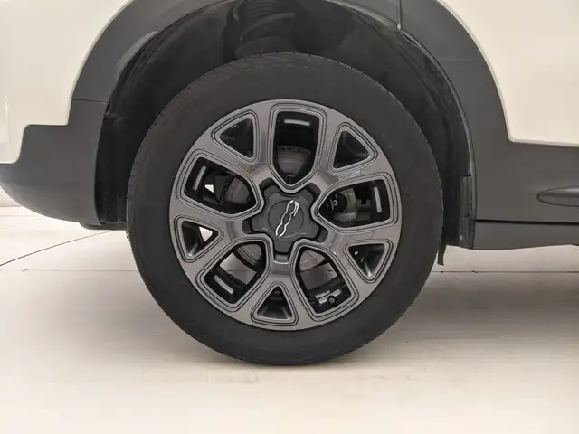Fiat 500x view 9