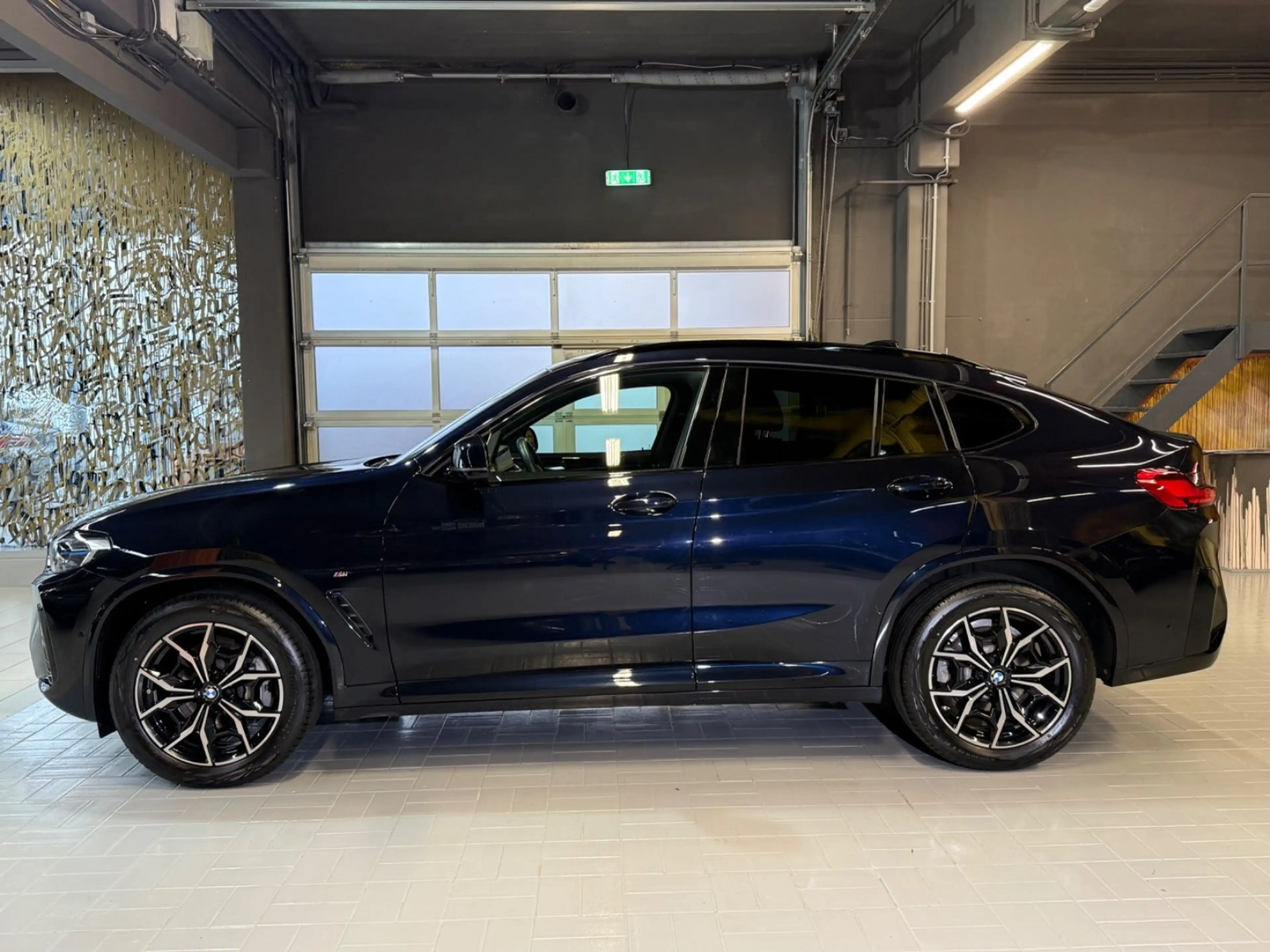 BMW X4 xDrive 30d M Sport~STANDHEIZUNG~LASER~HEAD-UP — photo 4