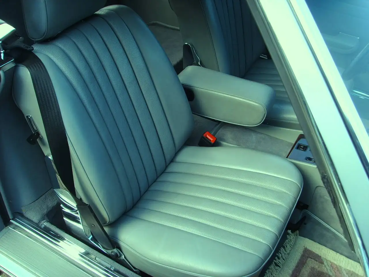 Mercedes-Benz SL 380 Automatik, foto 8