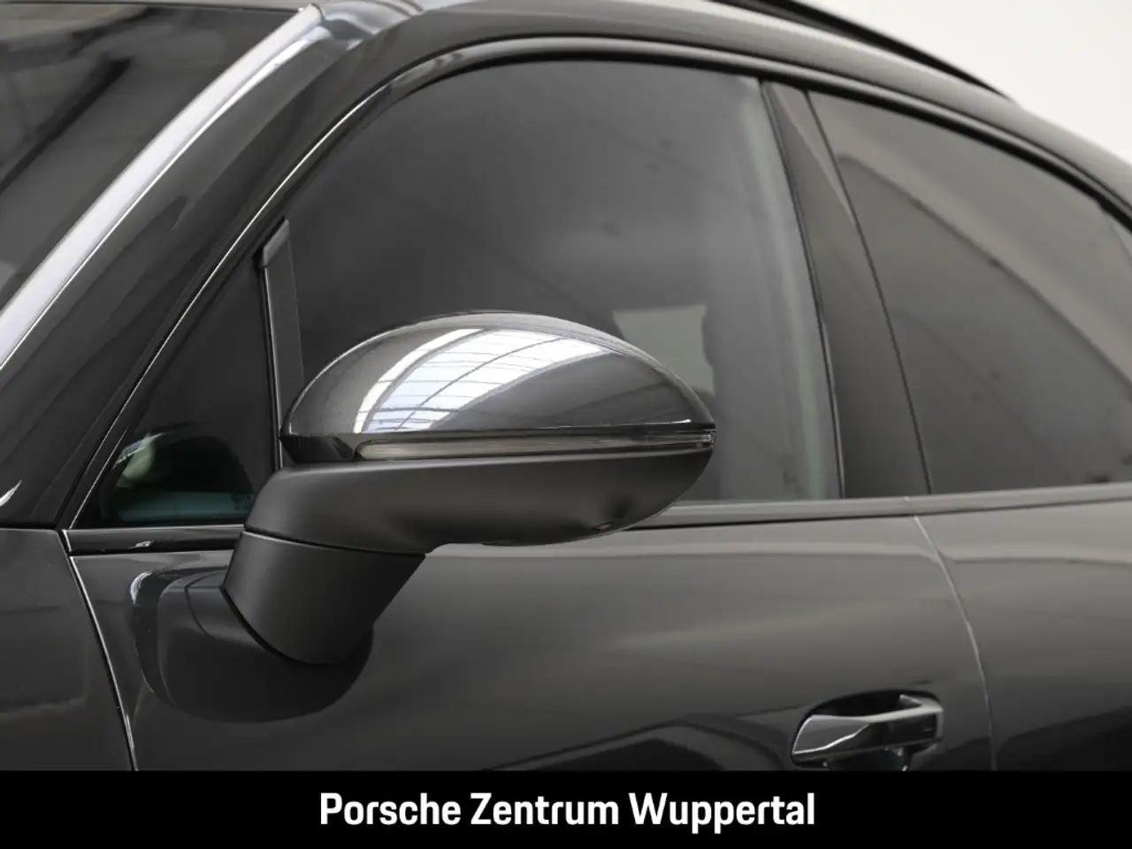 Porsche Macan 4 BOSE Luftfederung Panorama LED-Matrix 8