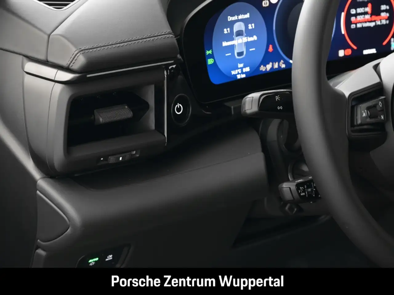 Porsche Macan 4 BOSE Luftfederung Panorama LED-Matrix 13