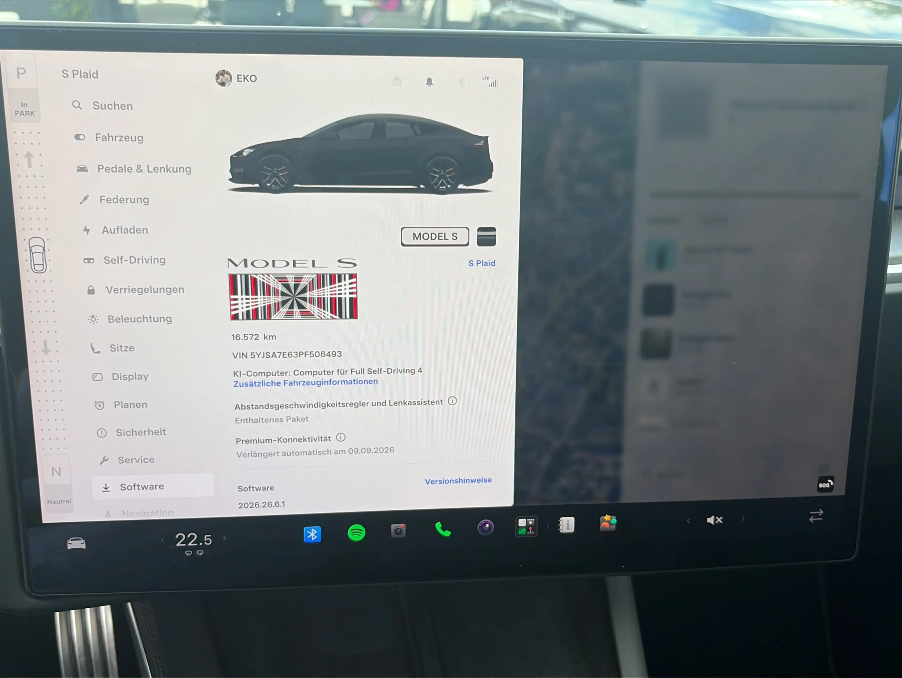 Tesla Model S Plaid* Yoke* Mwst ausweisbar*1.Hand — photo 13