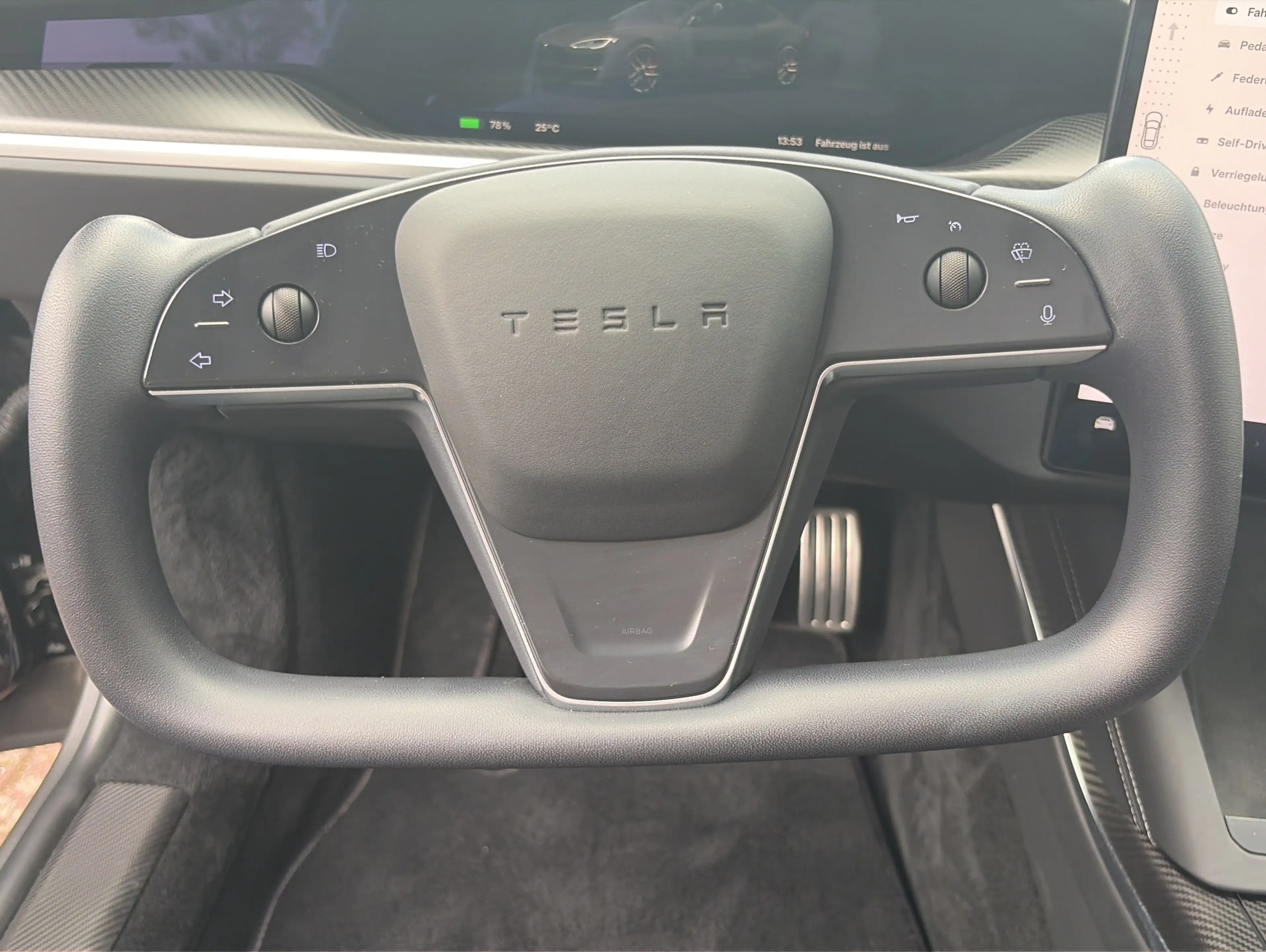 Tesla Model S Plaid* Yoke* Mwst ausweisbar*1.Hand — photo 12