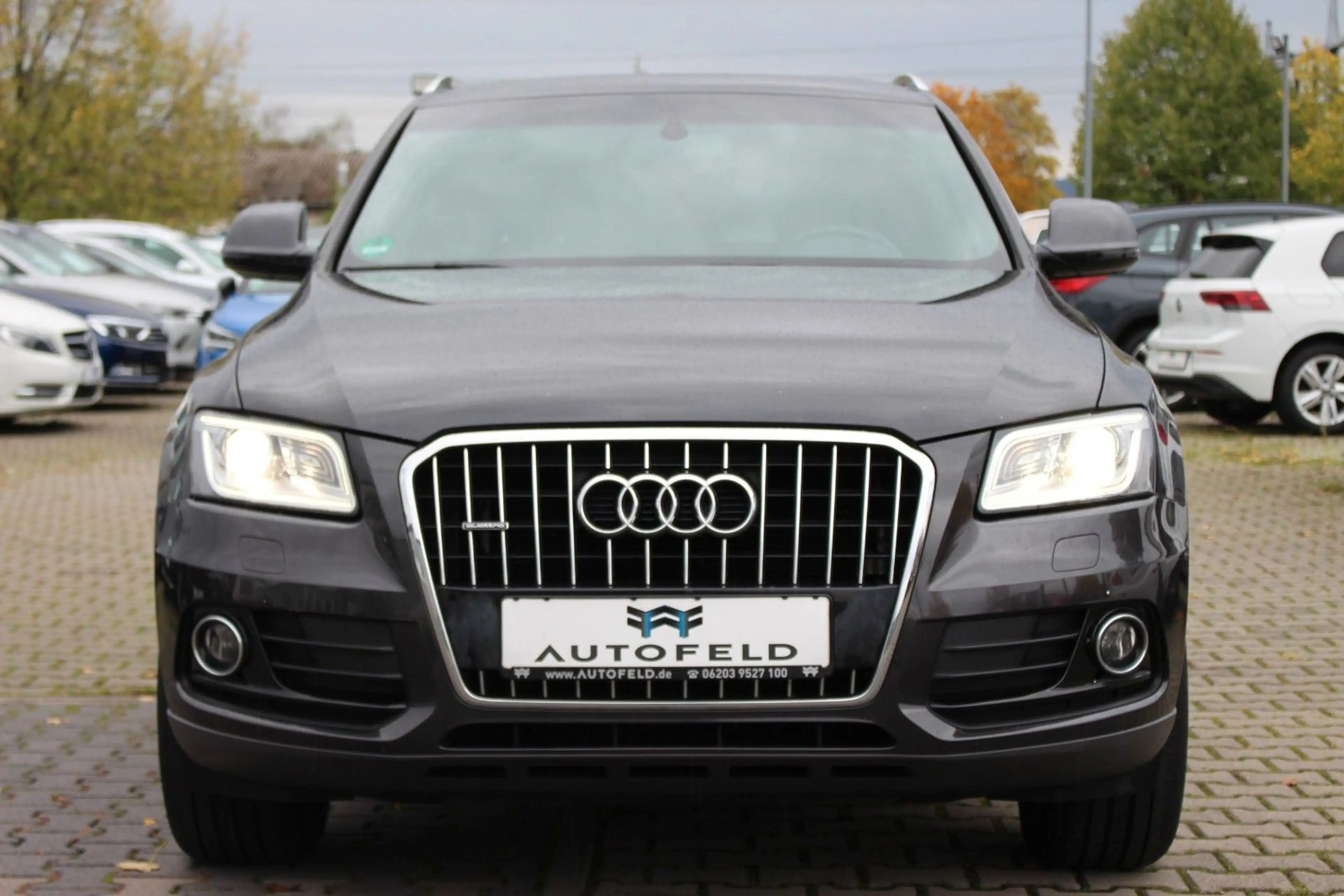 Audi Q5 2.0 TDI QUATTRO/VOLL SHEFT/BIXENON/AHK/PDC/BT — photo 2
