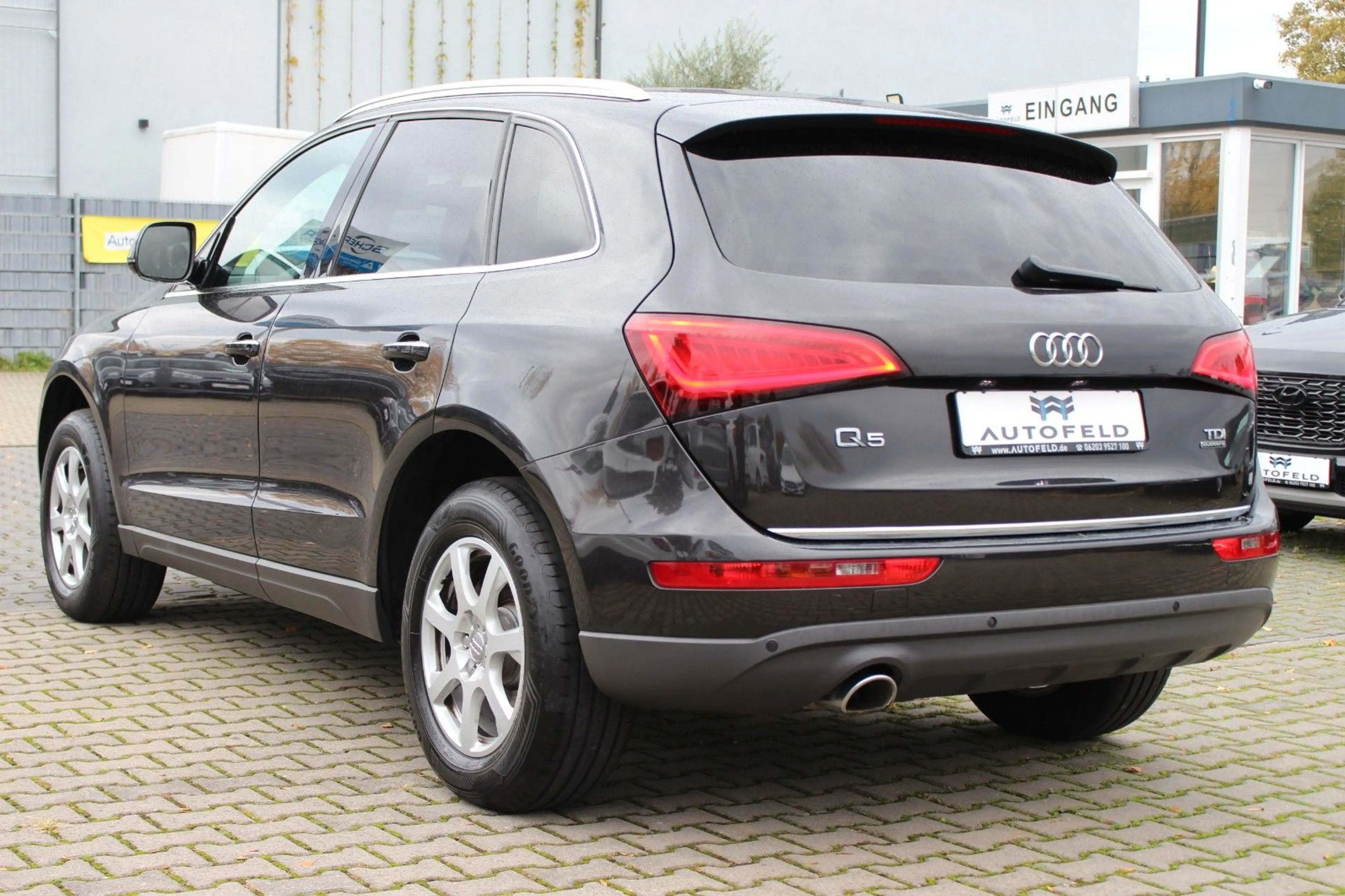 Audi Q5 2.0 TDI QUATTRO/VOLL SHEFT/BIXENON/AHK/PDC/BT — photo 6