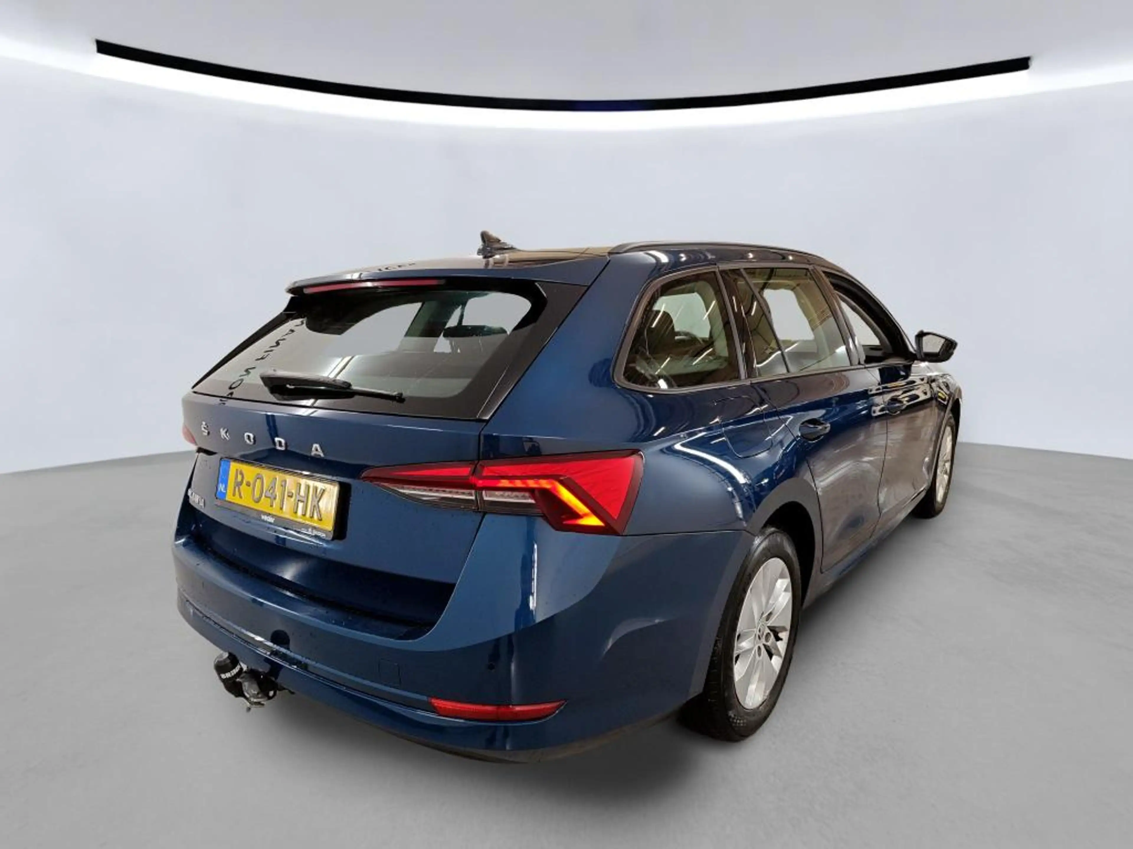 Skoda Octavia Combi 1.0 TSI 110PK Ambition / Navigatie / LM 16 i — photo 9