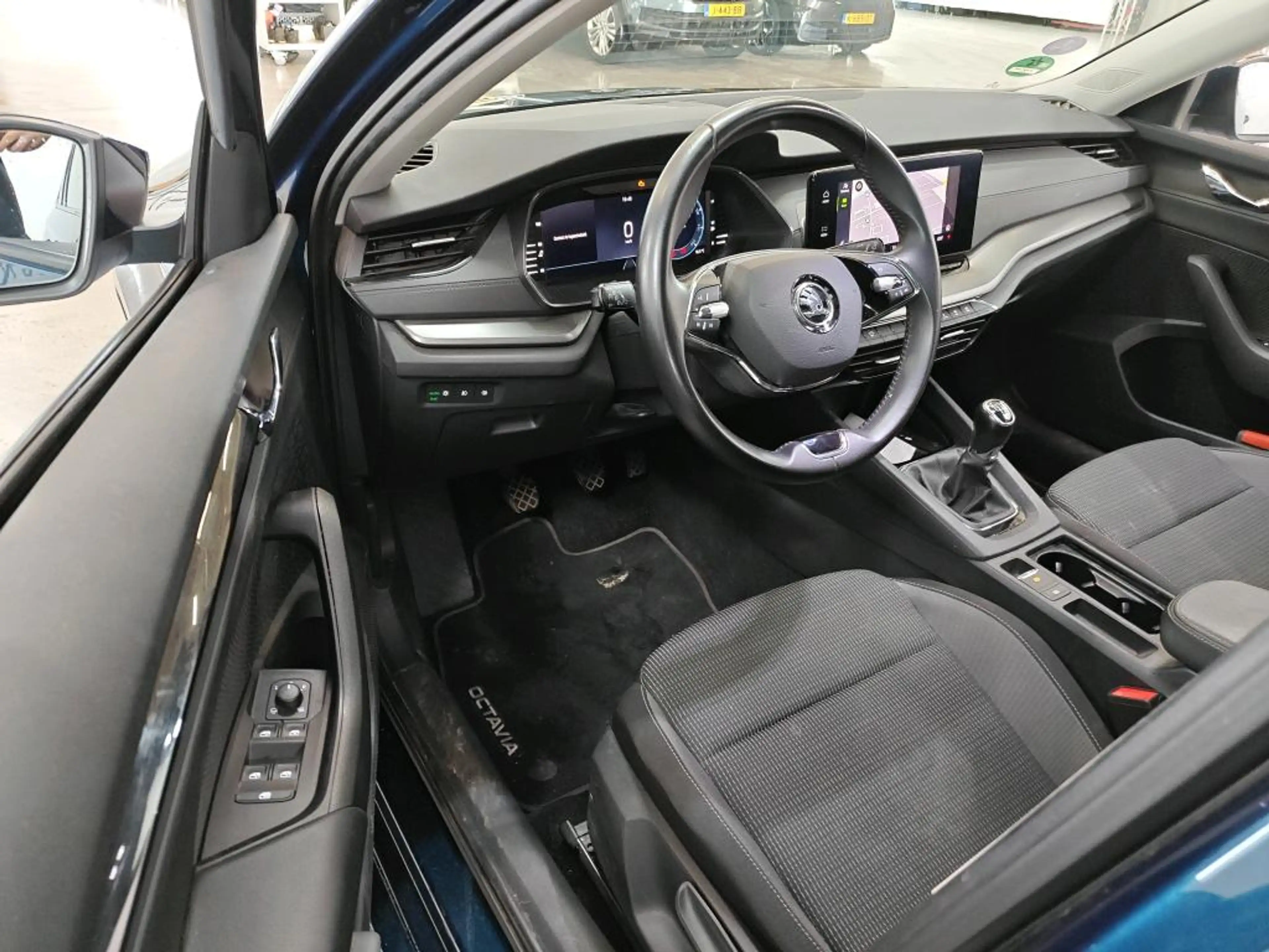 Skoda Octavia Combi 1.0 TSI 110PK Ambition / Navigatie / LM 16 i — photo 5