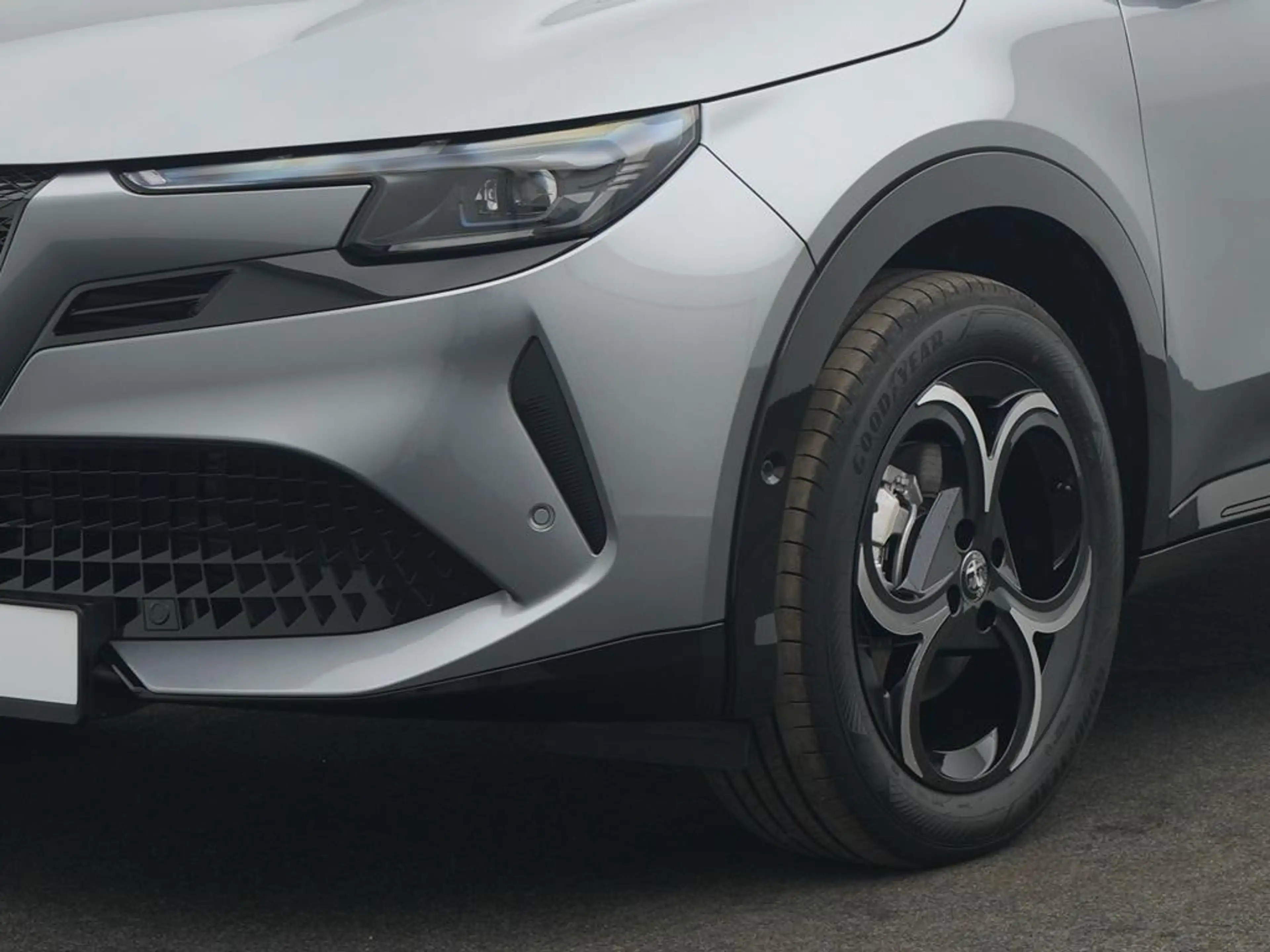 Alfa Romeo Junior Ibrida 1.2 VGT 48V-Hybrid 107 kW Ti — photo 11