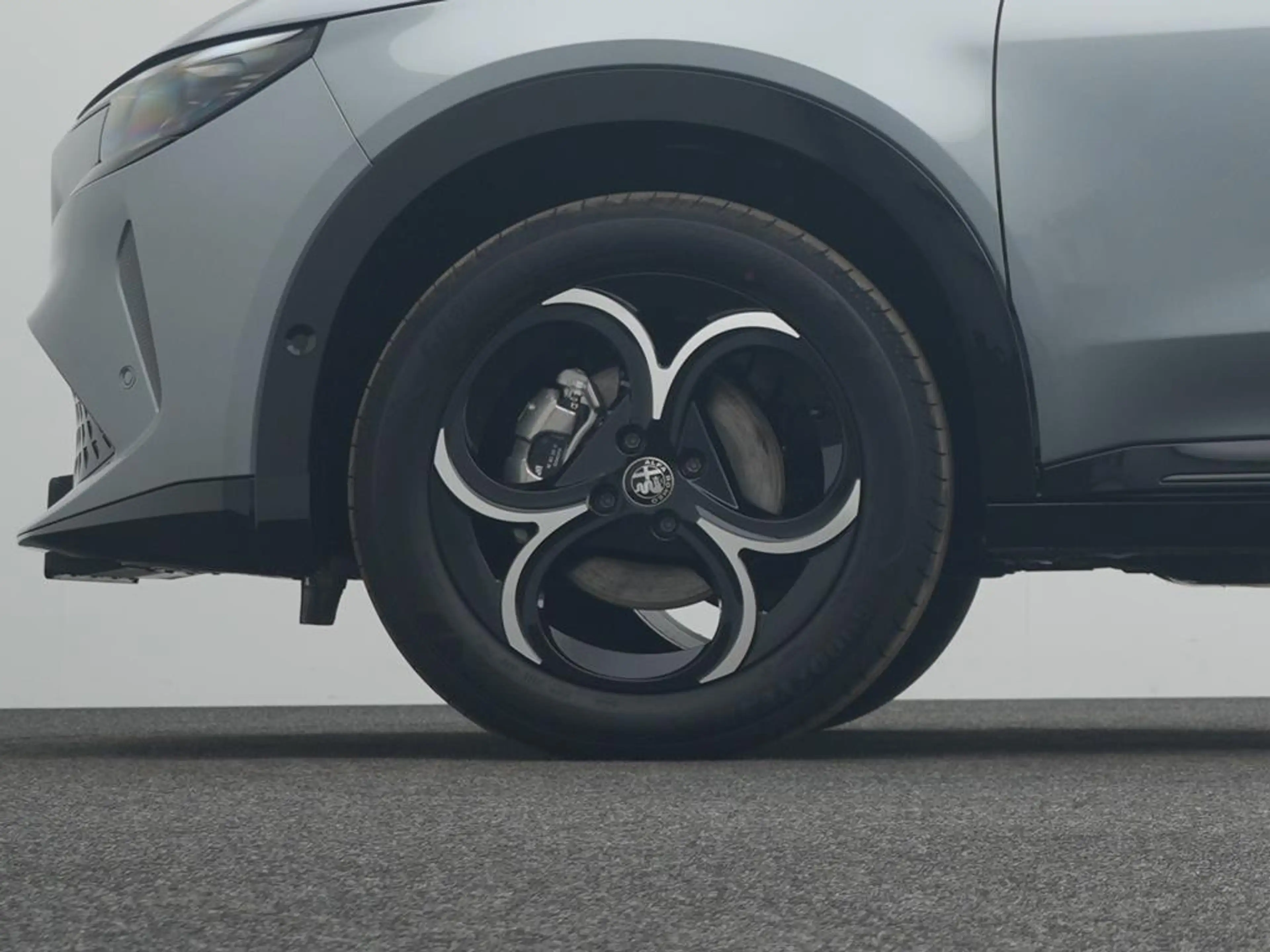 Alfa Romeo Junior Ibrida 1.2 VGT 48V-Hybrid 107 kW Ti — photo 10