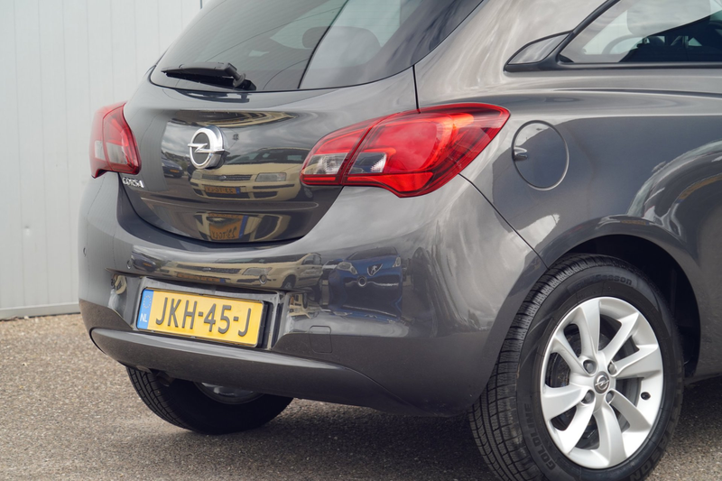 Opel Corsa 1.4 Color Edition / Stoel & stuurverwarming / Carp — photo 26