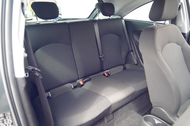 Opel Corsa 1.4 Color Edition / Stoel & stuurverwarming / Carp — photo 7