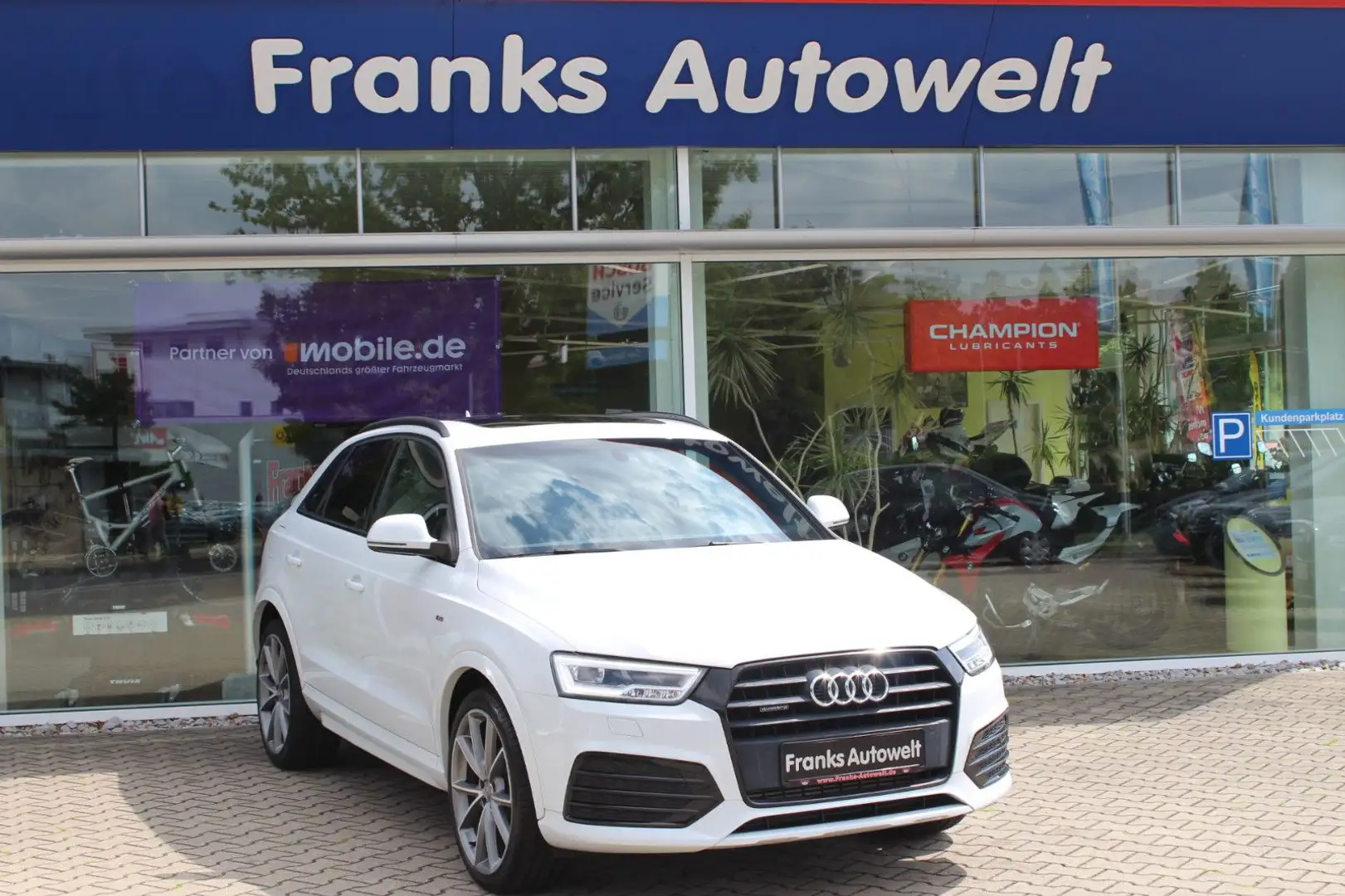 Audi Q3 sport quattro S-Line /AHK/LED Wit - 2