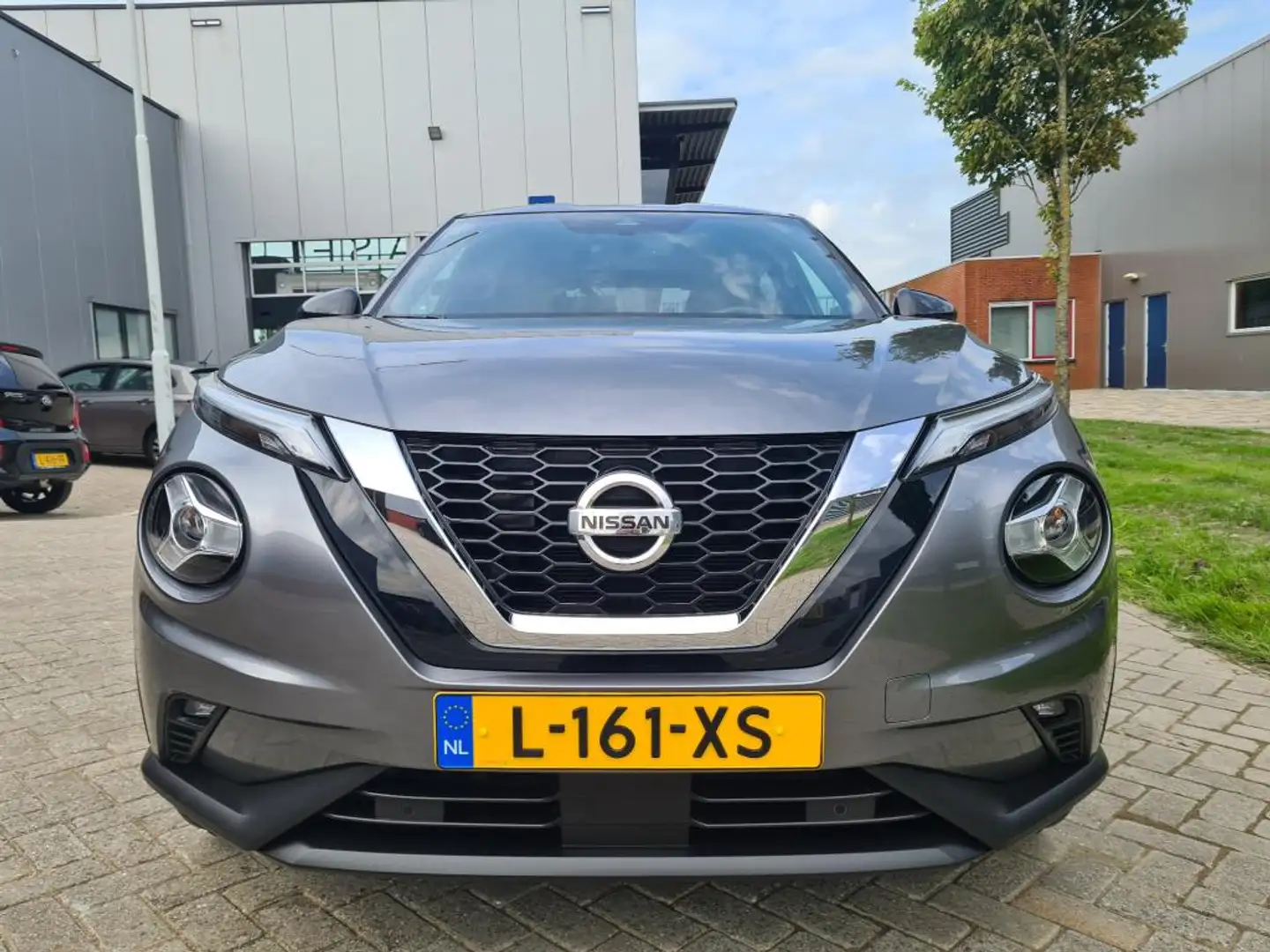 Nissan Juke Juke 1.0 DIG-T Enigma Gri - 2