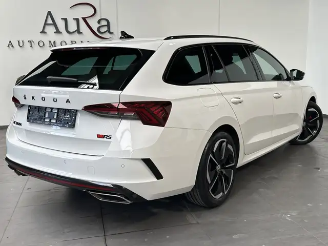 Skoda Octavia view 4