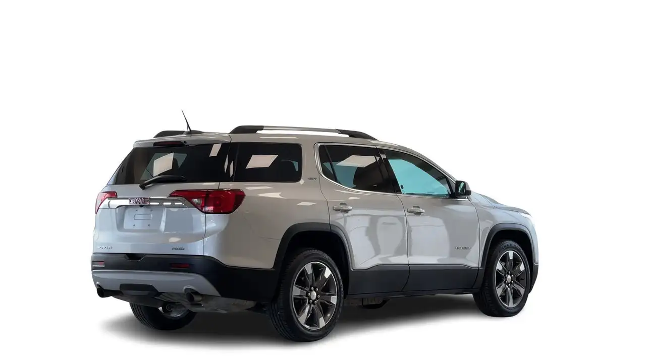 GMC Acadia photo GMC Acadia