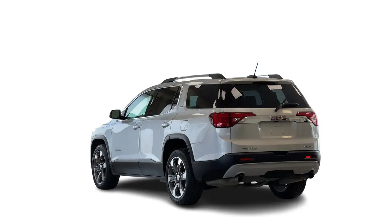 GMC Acadia photo GMC Acadia
